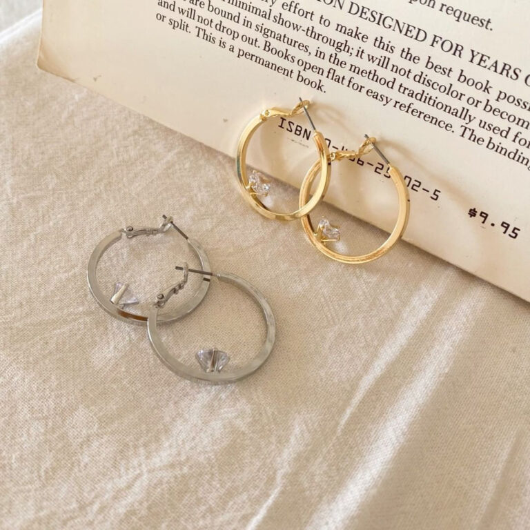 ストーンフープピアス